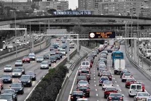 2._LA_CIUDAD_VIVA_STEPIENYBARNO_trafico_en_madrid_efec_500_P_X_1