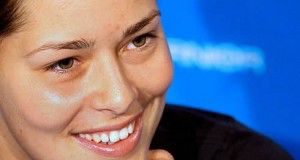 Ana-Ivanovic-volvio-a-sonreir-ante-los-medios-de-comunicacion1