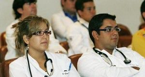 medicos_medicina_by_govba1