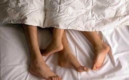 pareja-cama1