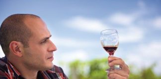 Beber-moderadamente-podria-ayudar-a-los-hombres-tras-un-ataque-al-corazon