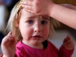 Eczema y fiebre de heno en la niñez posibles causas de asma alérgica más tarde fiebreninez