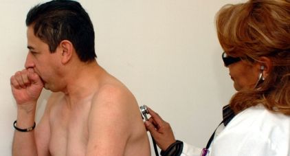 Prevenir la neumonía en invierno neumonia