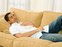 Beneficios-para-la-salud-de-dormir-la-siesta