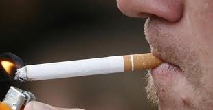 Fumar-parece-aumentar-el-riesgo-de-psoriasis