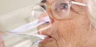 Tomar-agua-ayuda-a-reducir-el-riesgo-de-diabetes